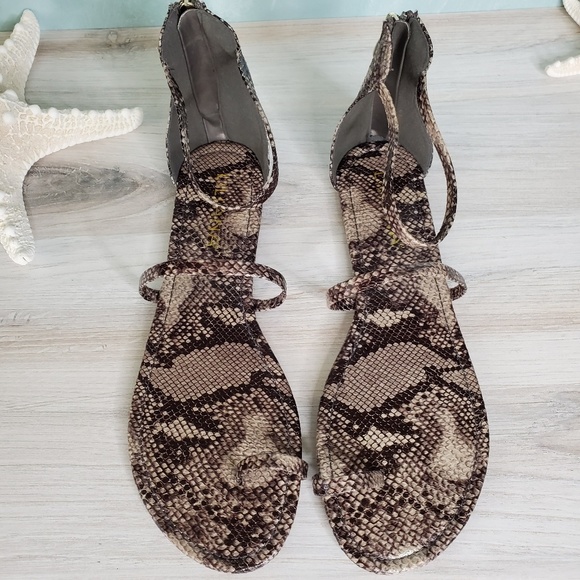 New! Liliana Snake Toe Ring Sandal - Picture 4 of 5